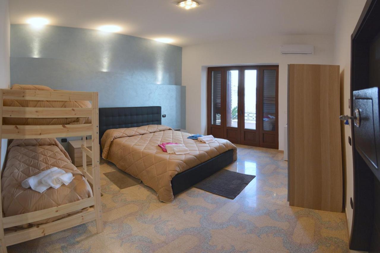 Bed & Breakfast "Mazzini" Leverano Exterior photo